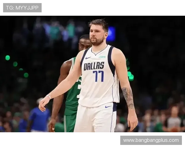 东契奇再创10项纪录冲击MVP地位 东契奇再创10项纪录冲击MVP地位